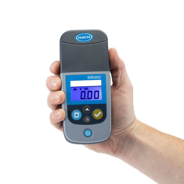 HACH DR300 1 HACH DR300